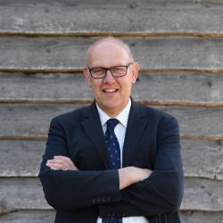 tom compton portrait at english woodlands timber woodyard