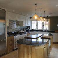 Tidal Bespoke kitchen design and fitting